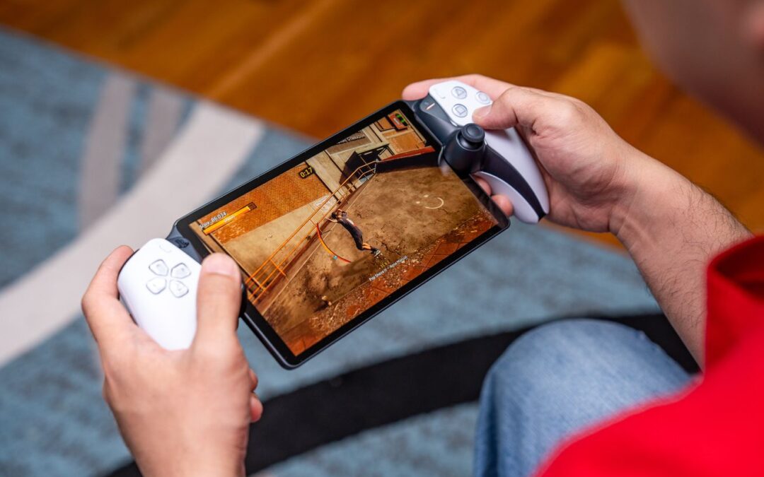 Sony’s making a handheld console to compete with Nintendo and Microsoft