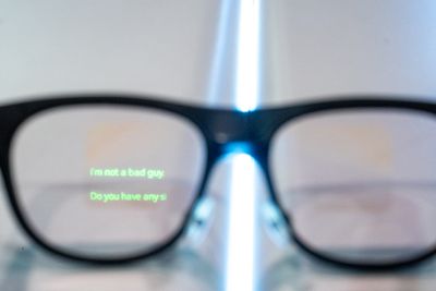 Close up of Rokid Glasses’ display