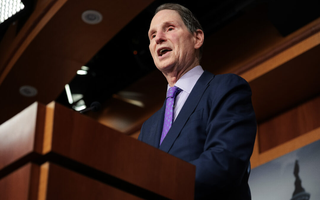 Ron Wyden asks for rules about whether you own your digital purchases