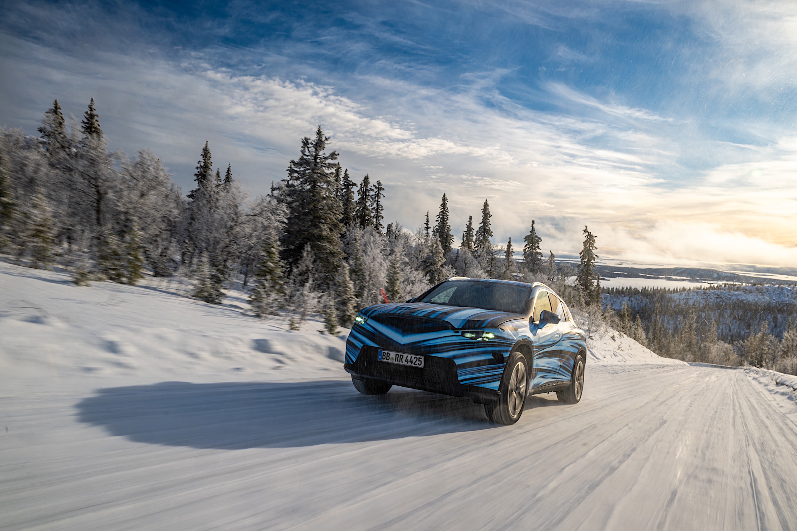 Winter Testing in Sweden, Arjeplog 2025: The all-new Mercedes GLC with EQ Technology