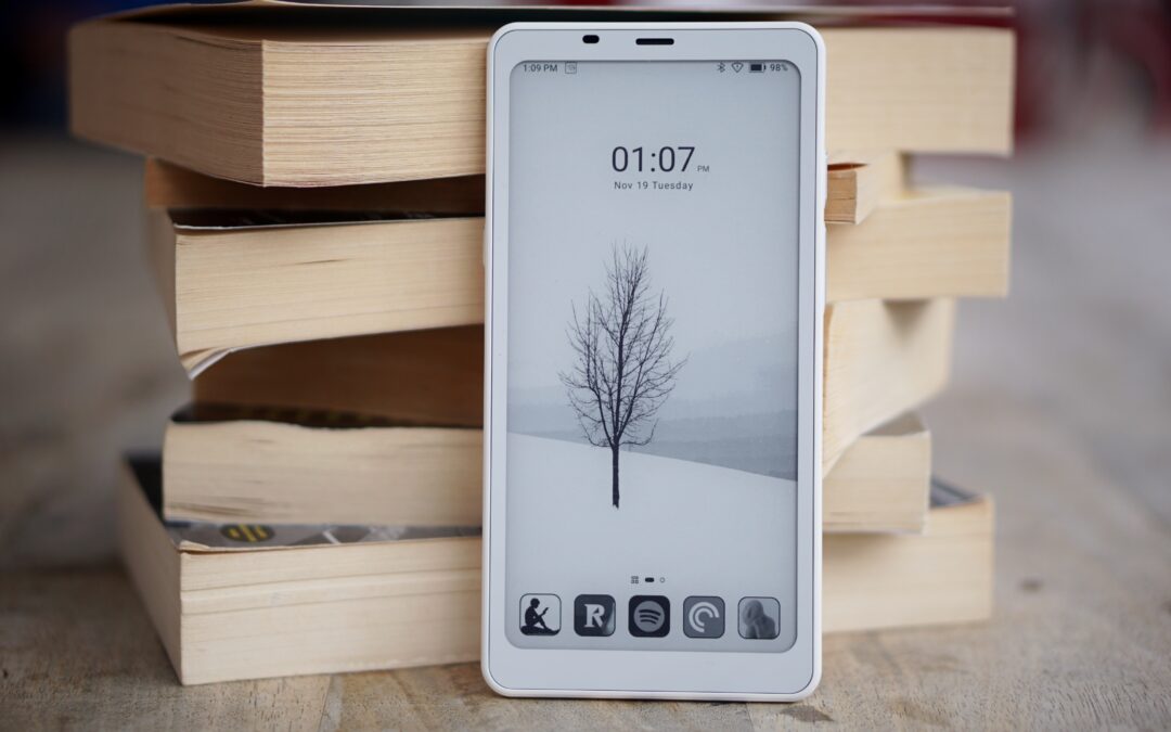 The smartphone-sized Boox Palma 2 is cheaper than ever for Prime Day