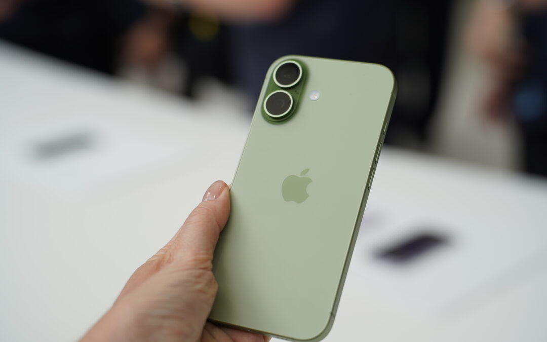A new RCS update could connect iPhone and Android video calls, someday
