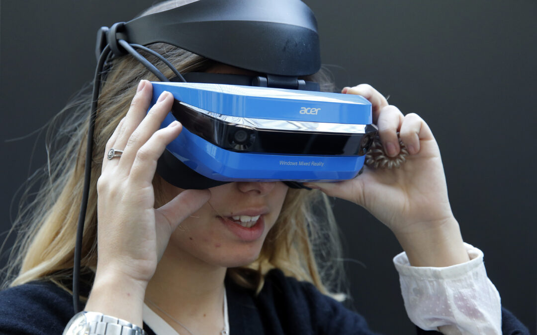 Xbox engineer brings Windows Mixed Reality headsets back to life