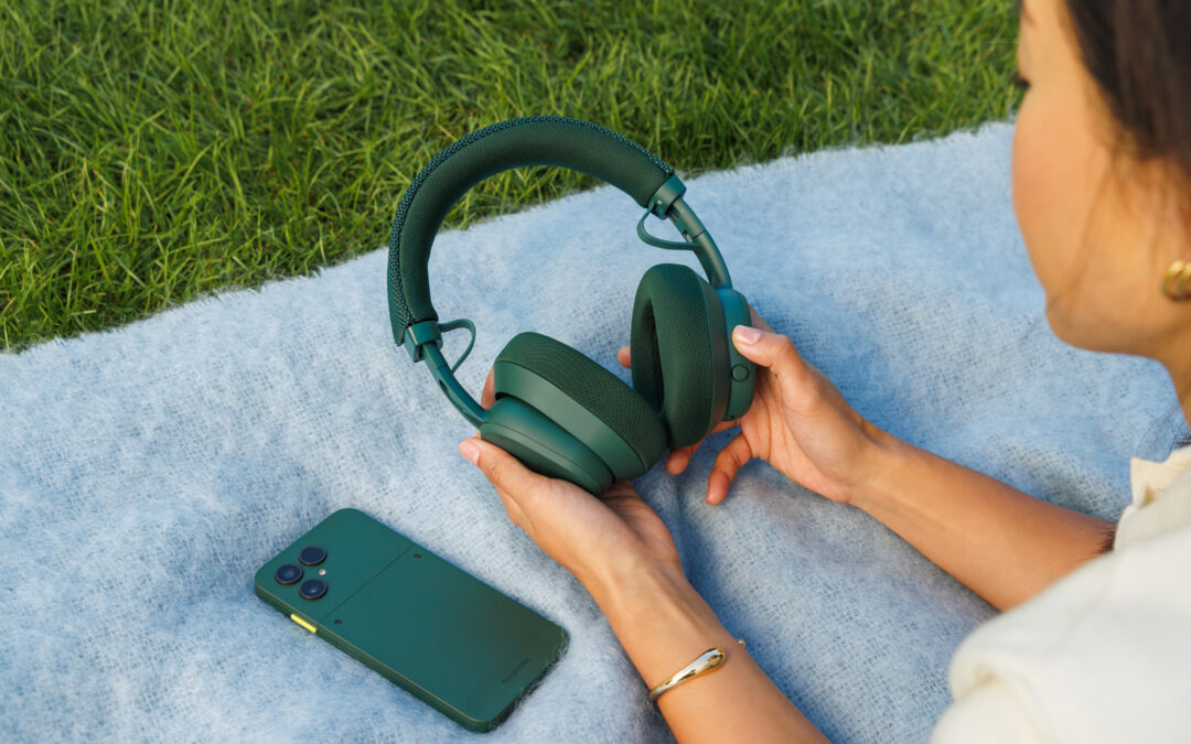 You can put the best part of Fairphone’s new headphones into the older model