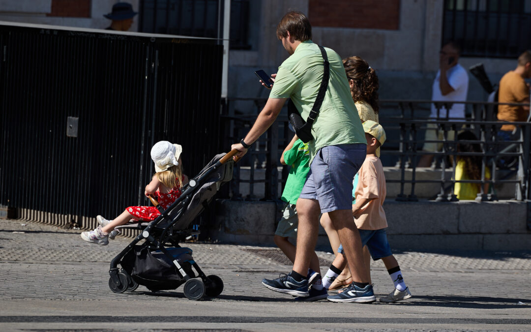 Traditional gender roles won’t get men what they want