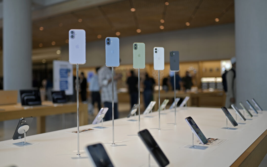 India is ordering Apple and other phone makers to preinstall a state-owned app