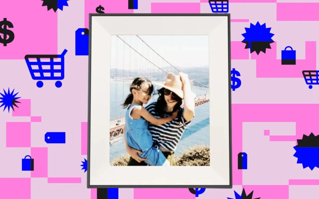 Aura’s Aspen digital frame is a great gift, especially now that it’s $30 off