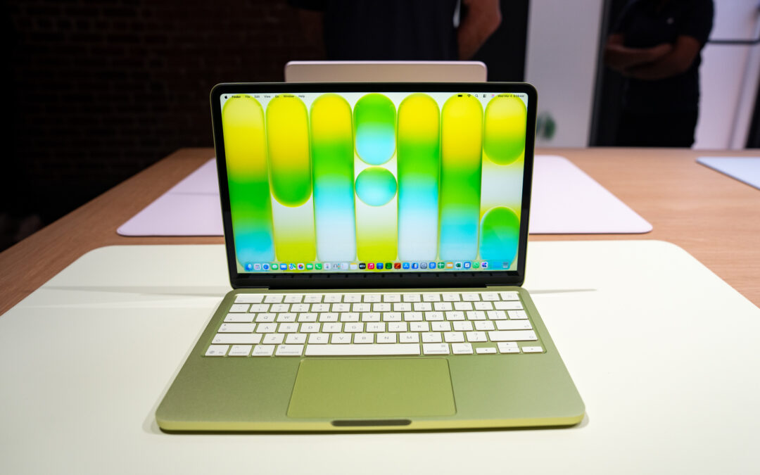 Our first hands-on look at Apple’s MacBook Neo