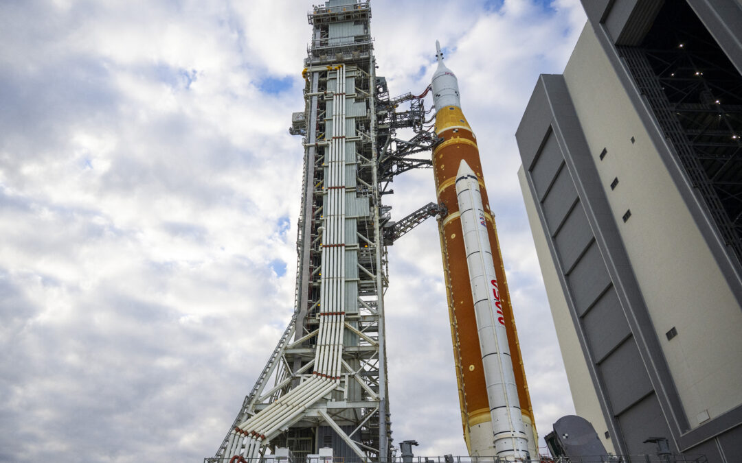 NASA wants to put a $20 billion base on the Moon