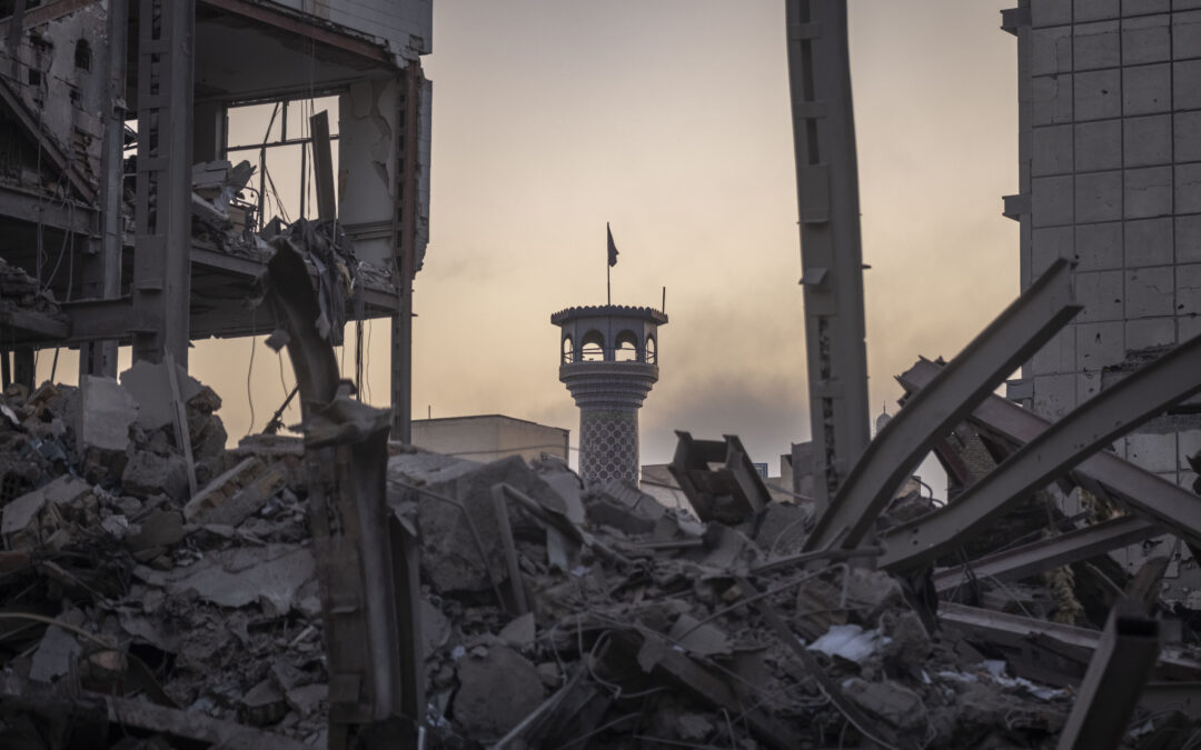 I’ve been talking to people in Iran. They face an impossible choice.