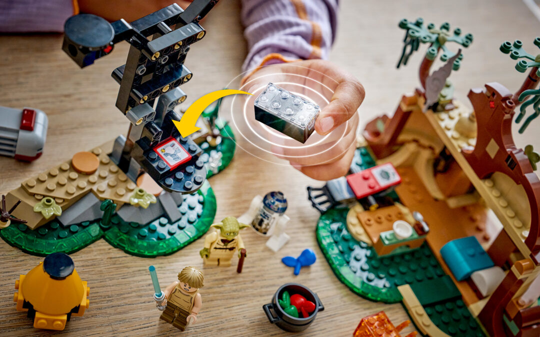 Lego’s Smart Brick is here, and it transforms these new Star Wars sets
