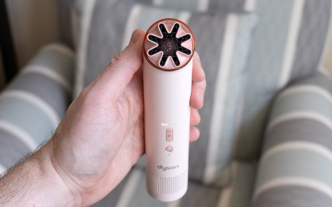 Dyson’s handheld fan is more powerful and louder than I expected