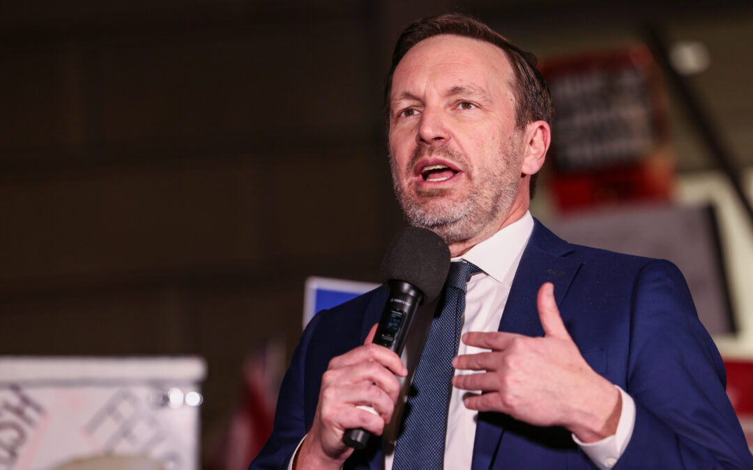 How one Democratic senator is tackling Trump’s corruption