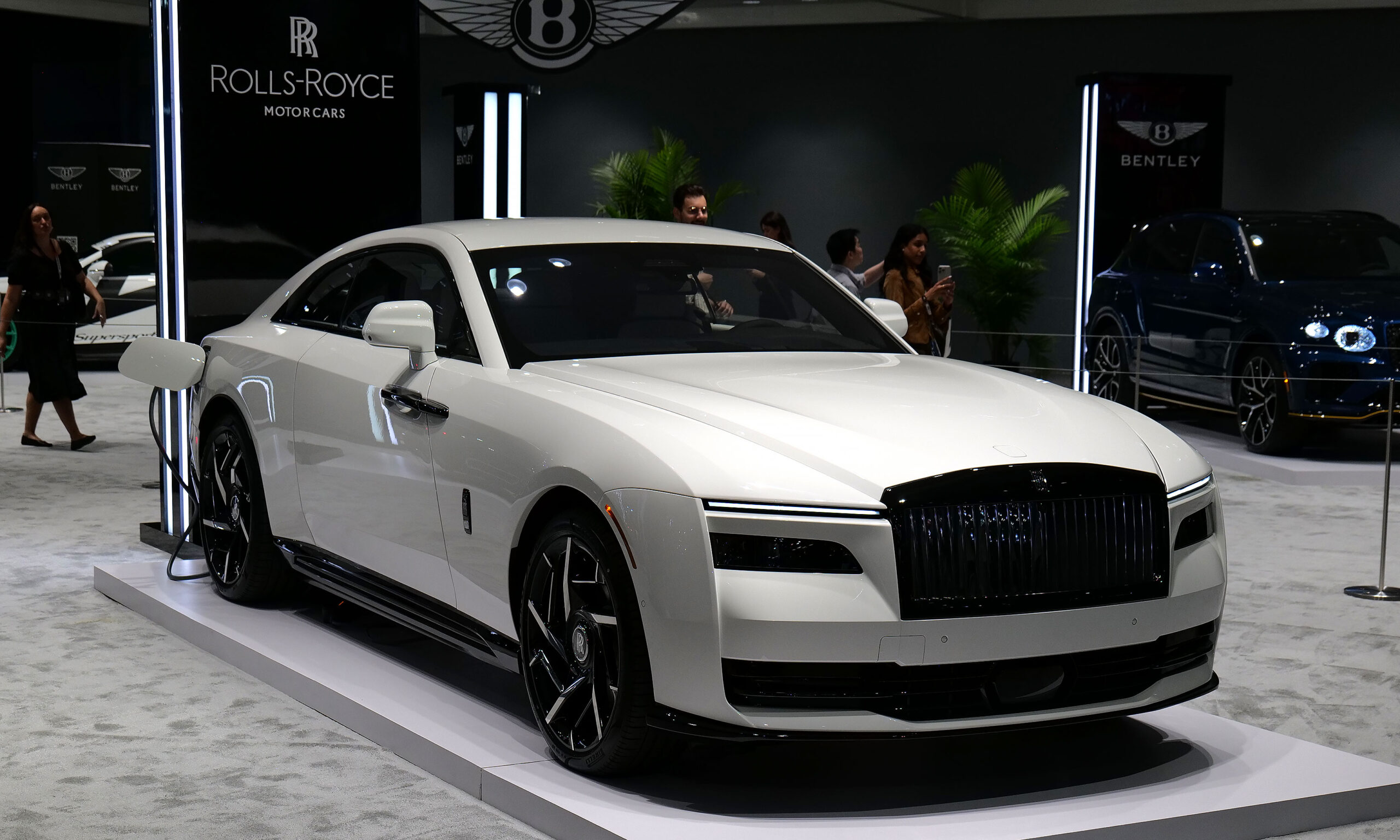 If I had infinite money, the Spectre would definitely be in my dream three-car garage.