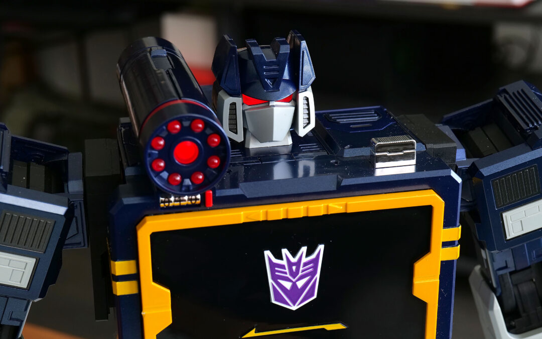 Robosen Soundwave review: A childhood dream made real