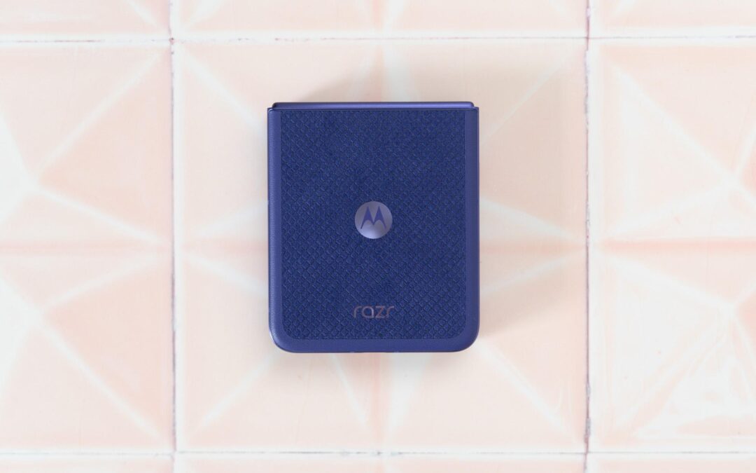 The new Razr Ultra isn’t your average phone — for better and worse