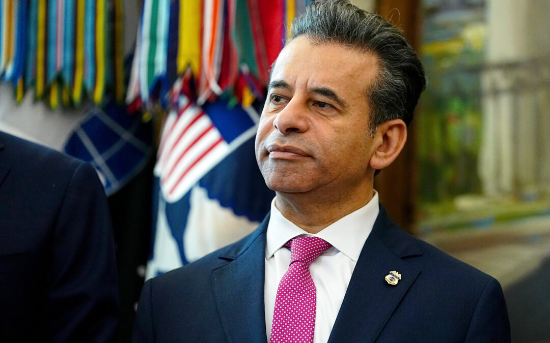 Flavored vapes doomed Trump’s FDA head