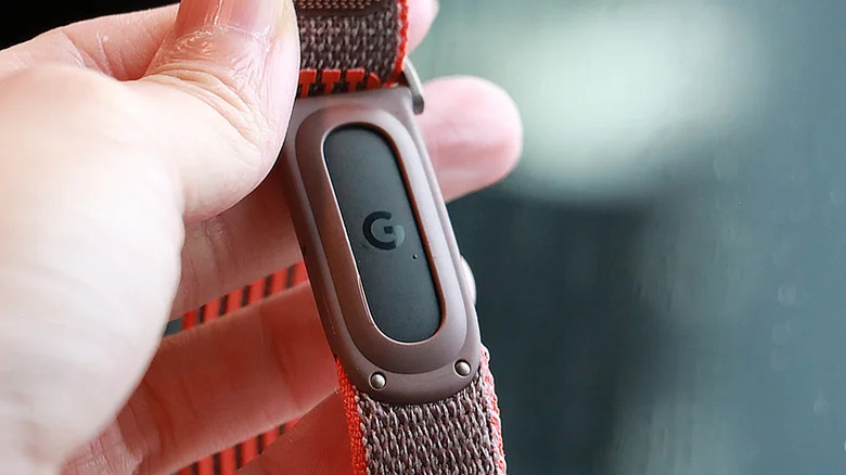 Engadget Podcast: Diving into the Fitbit Air and the Pope’s AI criticism