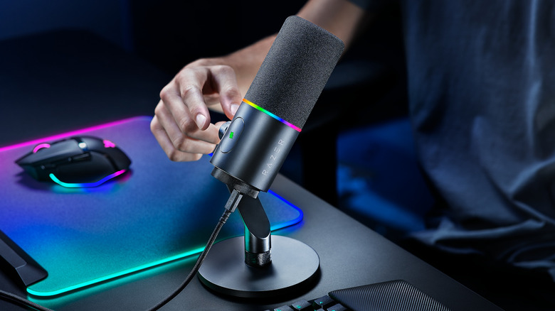 Razer announces the Seiren V3 Pro, its first XLR mic