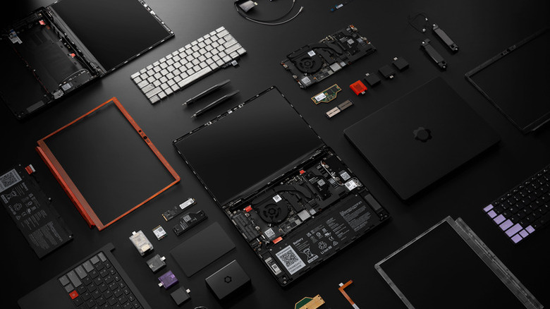 Framework delays Laptop 13 Pro shipments by a month
