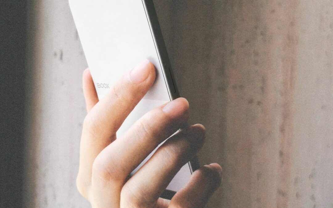 Boox is taking on Xteink with its own tiny e-reader