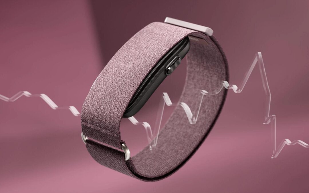 Garmin’s new screen-free fitness tracker doesn’t require a subscription