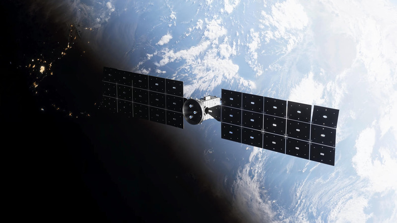 The spacecraft NASA sent to rescue the falling Swift observatory is in trouble