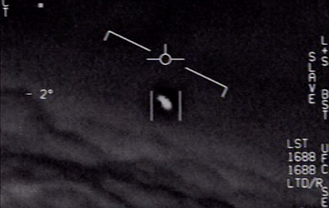 White House taps the guy who keeps crying ‘aliens’ to run UFO group