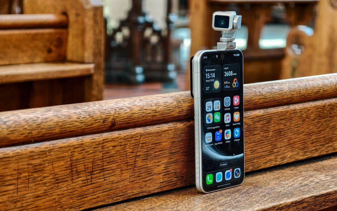 Honor’s Robot Phone is better than a gimbal in a phone has any right to be