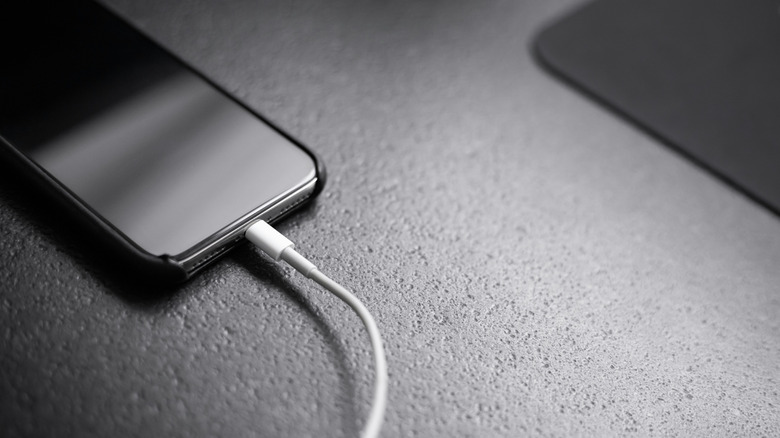 Why are there so many fast charging standards, and what’s the difference between them?