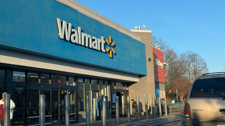 Walmart will finally accept tap to pay in stores by the end of 2026