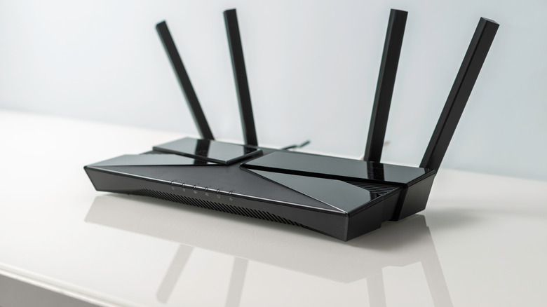 Dual-band vs. tri-band routers: What’s the difference between them?