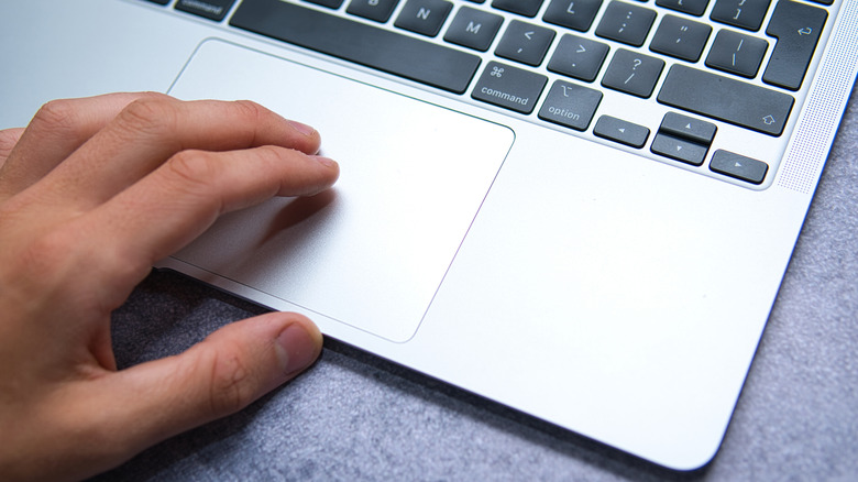 How to right-click on a MacBook
