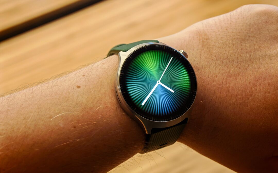 The Moto Watch Ultra is a return to Wear OS