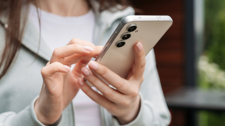 This Samsung Galaxy feature can protect you from untrustworthy apps